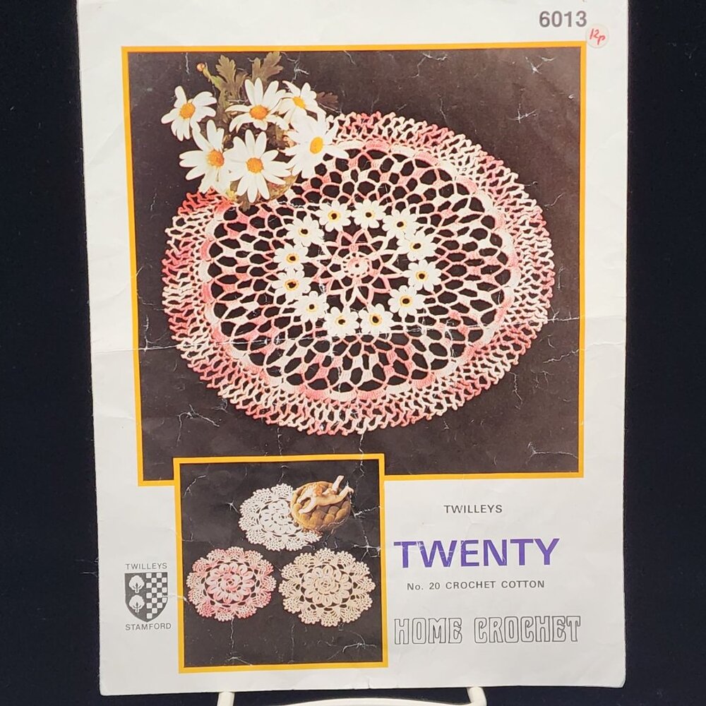 Crochet Pattern Doily Daisy Table Center Twilleys Home  VTG UK #6013
